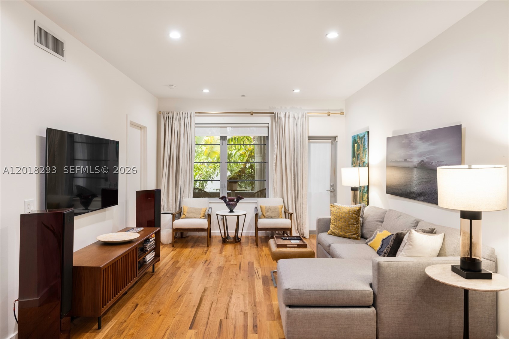 1551 CONDO - Residential