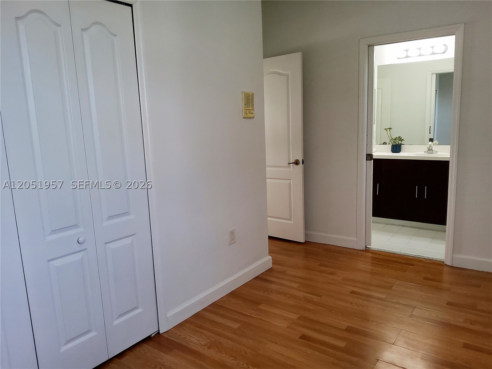 DORAL SOUTHEAST PATIO-HOM - Residential Lease