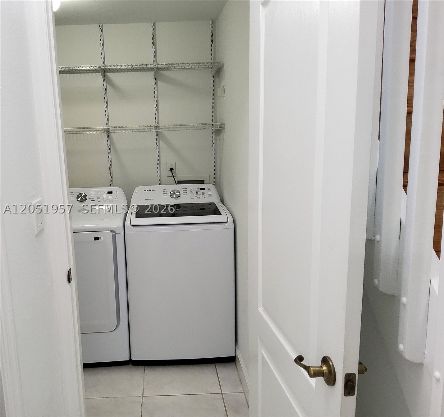 DORAL SOUTHEAST PATIO-HOM - Residential Lease