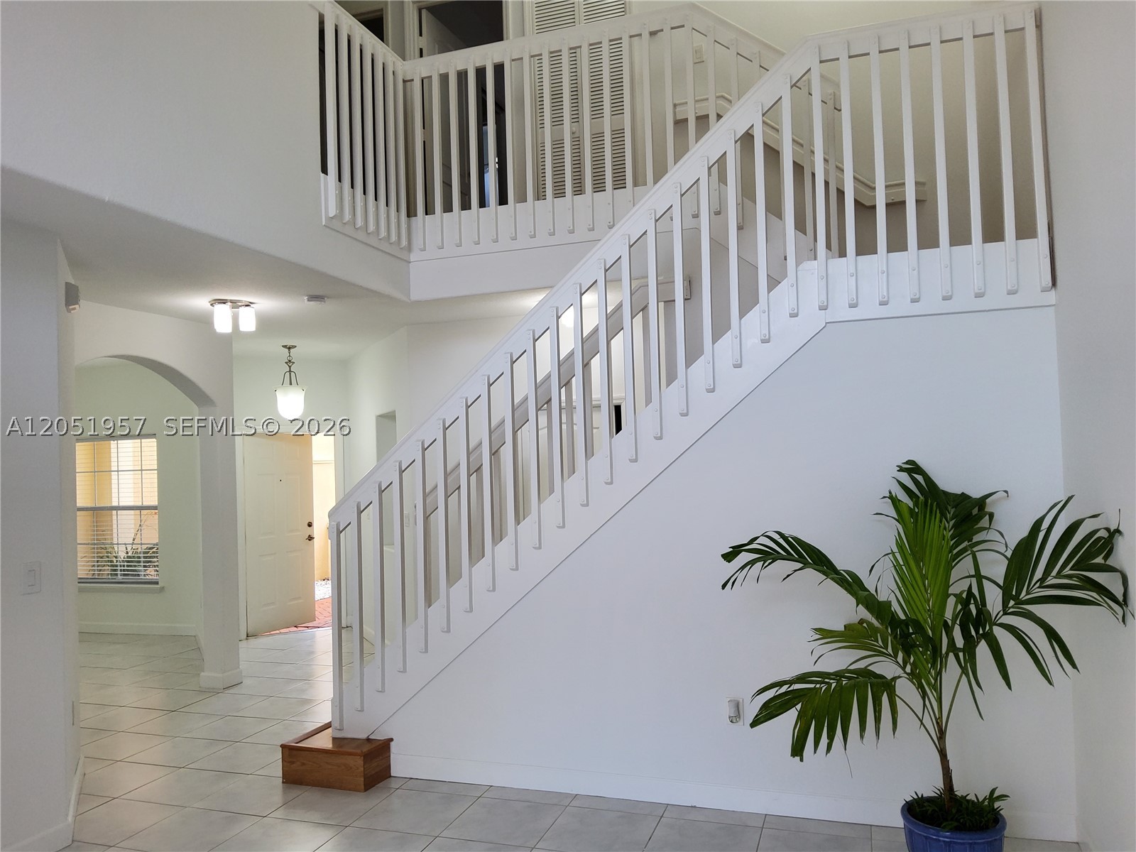 DORAL SOUTHEAST PATIO-HOM - Residential Lease