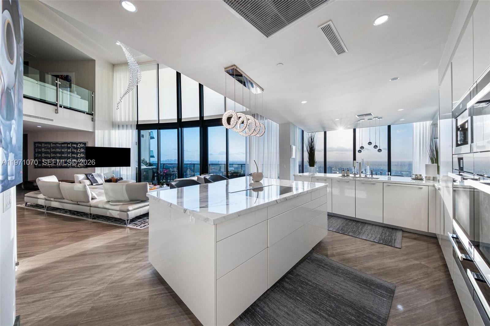 18555 COLLINS AVENUE COND - Residential