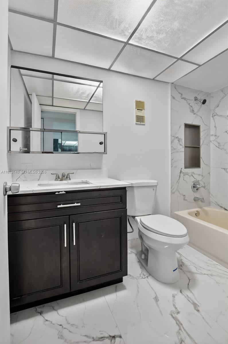 CASA DEL RIO CONDO - Residential