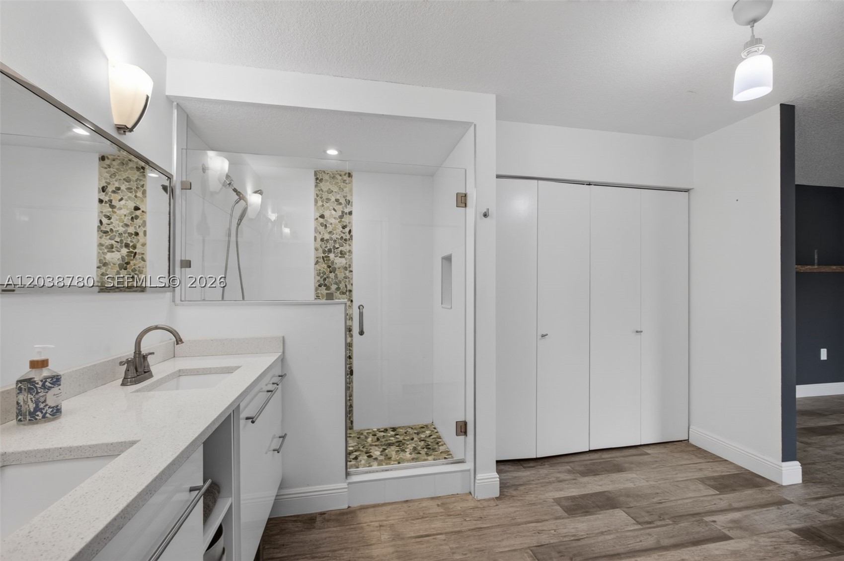 GARDEN LAKES AND GARDEN S - Residential