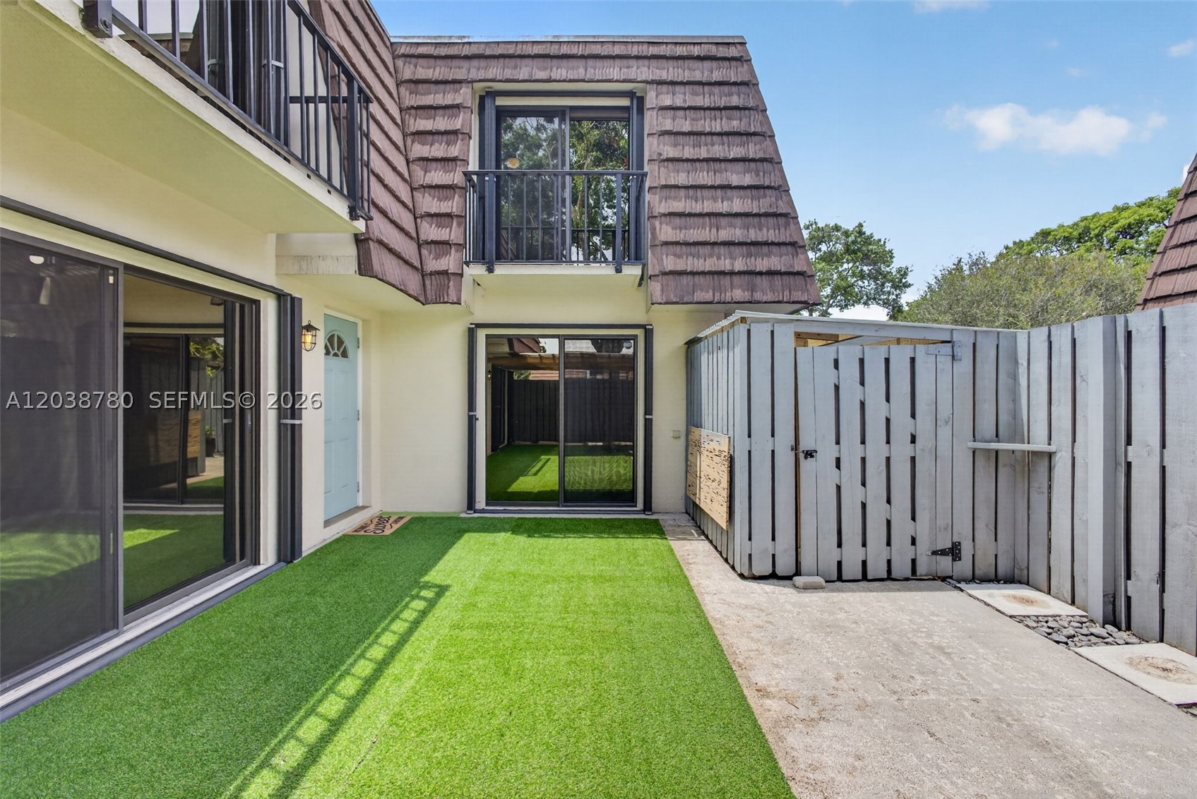GARDEN LAKES AND GARDEN S - Residential