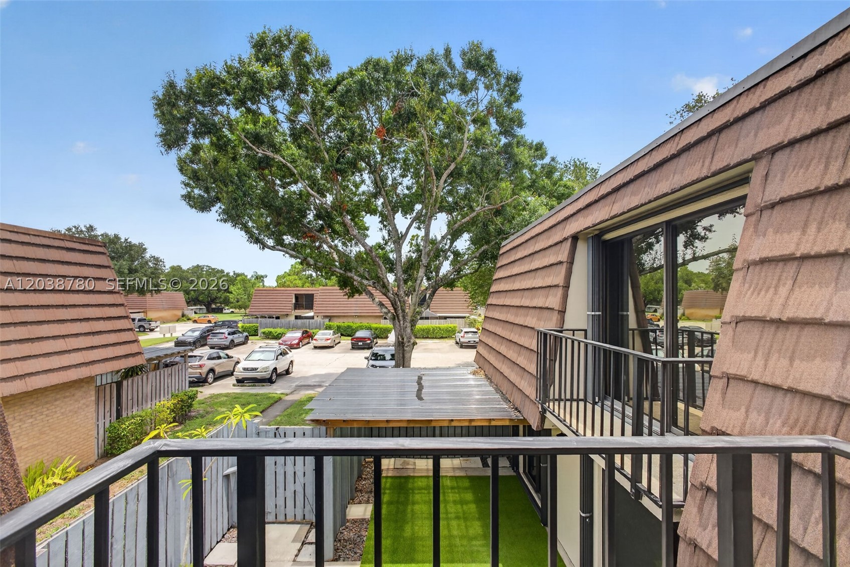GARDEN LAKES AND GARDEN S - Residential