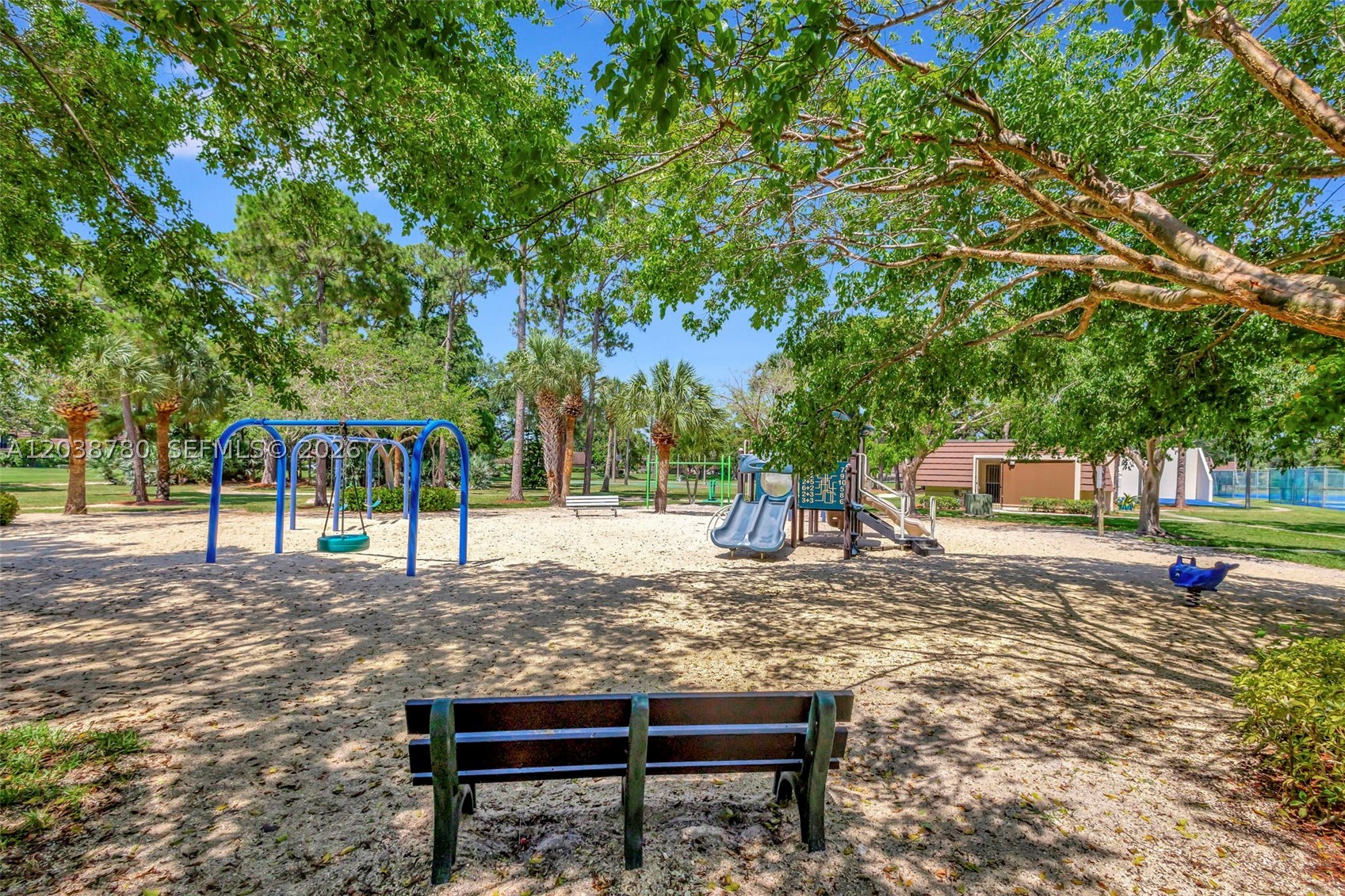 GARDEN LAKES AND GARDEN S - Residential