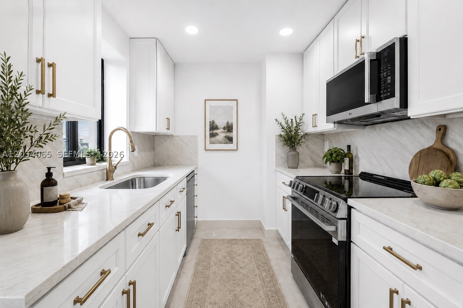 MAYFAIR HOUSE CONDO - Residential