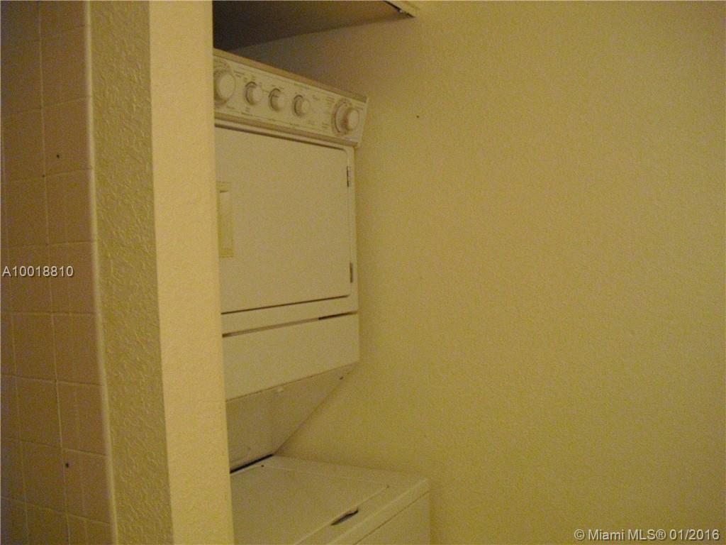 Fairview Of Calf Cl Condo - Residential Lease