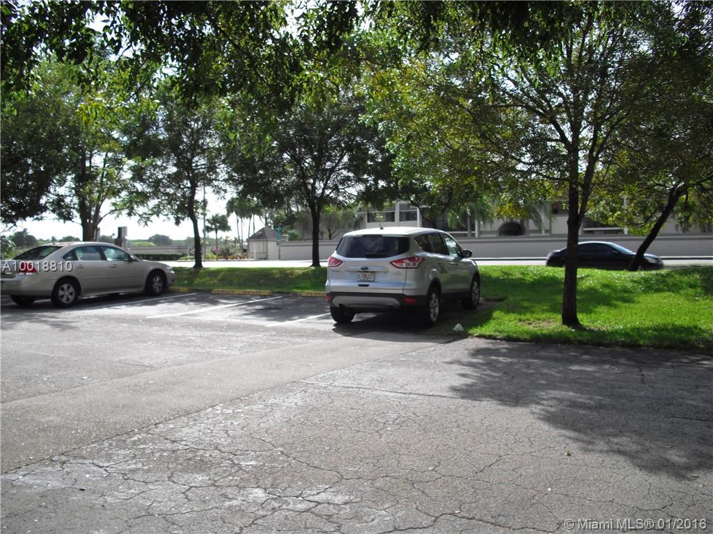 Fairview Of Calf Cl Condo - Residential Lease