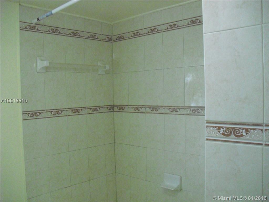 Fairview Of Calf Cl Condo - Residential Lease