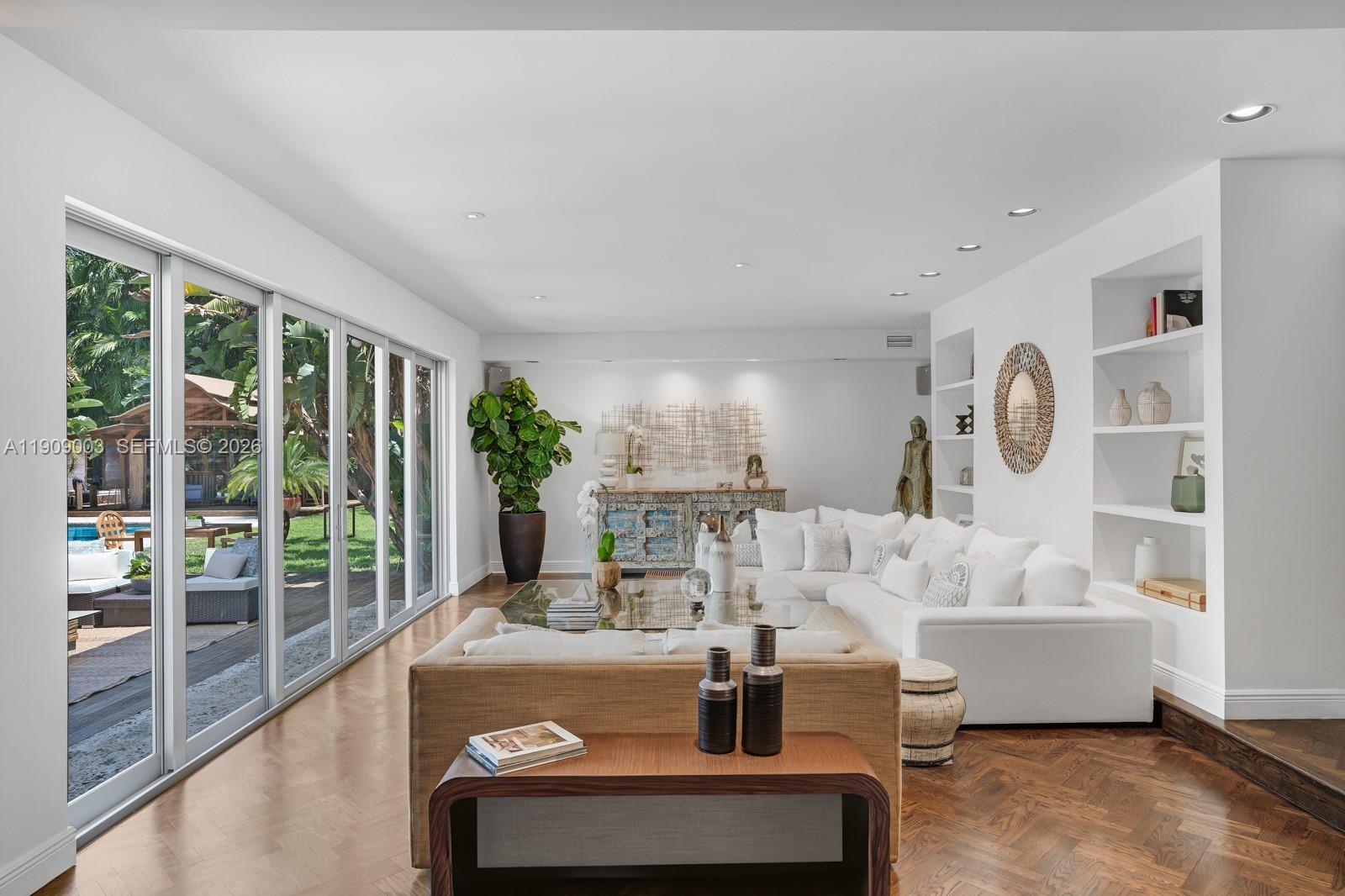 BAY POINT - Residential
