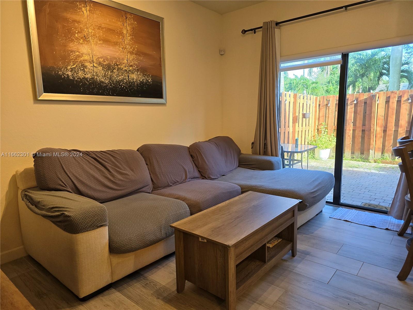 BAYWINDS OF DOMINICA AND - Residential Lease