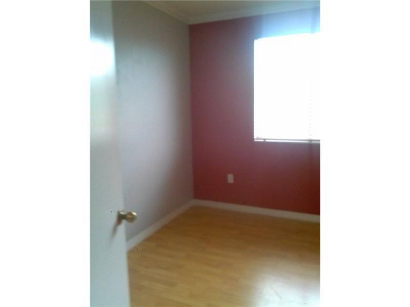 KENDALE LAKES NORTH SEC 9 - Residential Lease