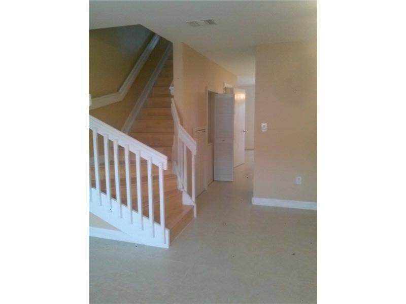 KENDALE LAKES NORTH SEC 9 - Residential Lease