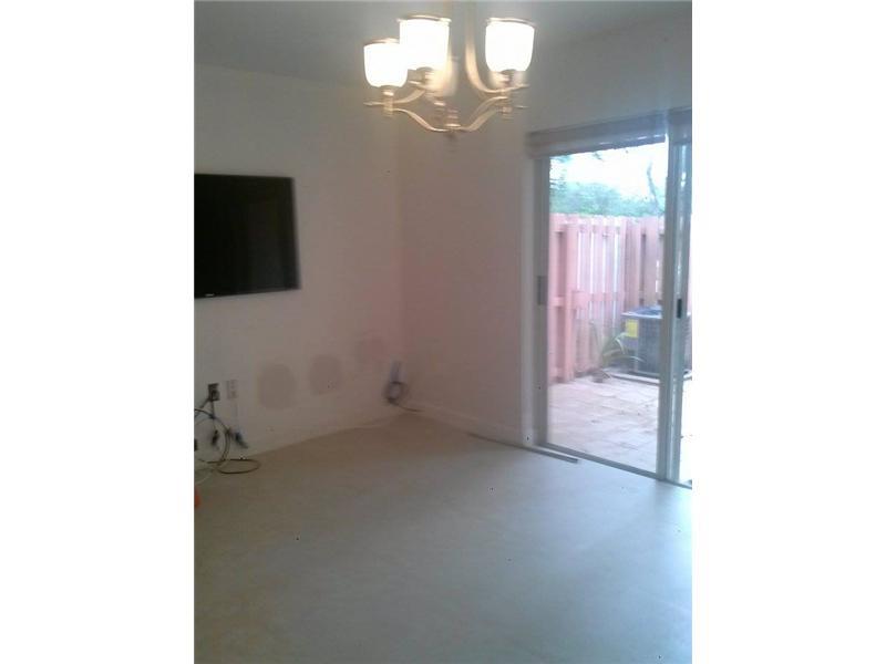 KENDALE LAKES NORTH SEC 9 - Residential Lease
