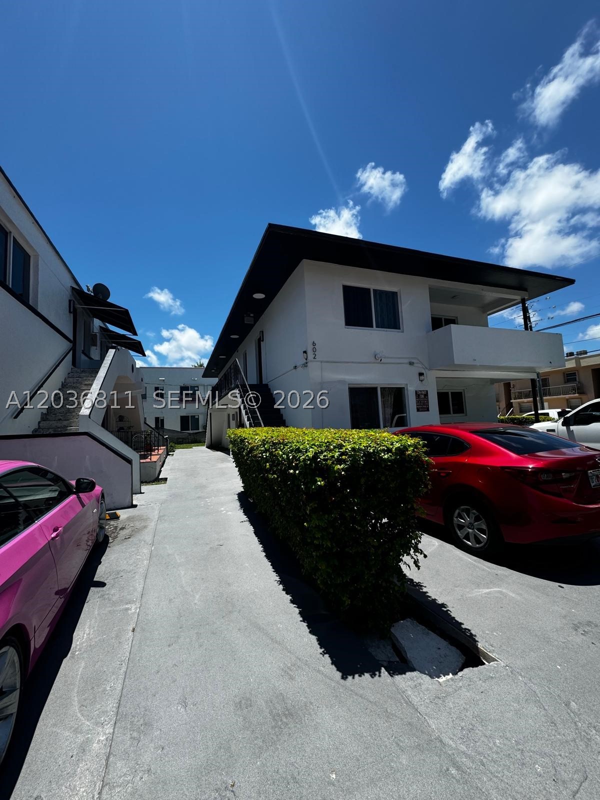 LAWRENCE ESTATES LAND COS - Residential Lease