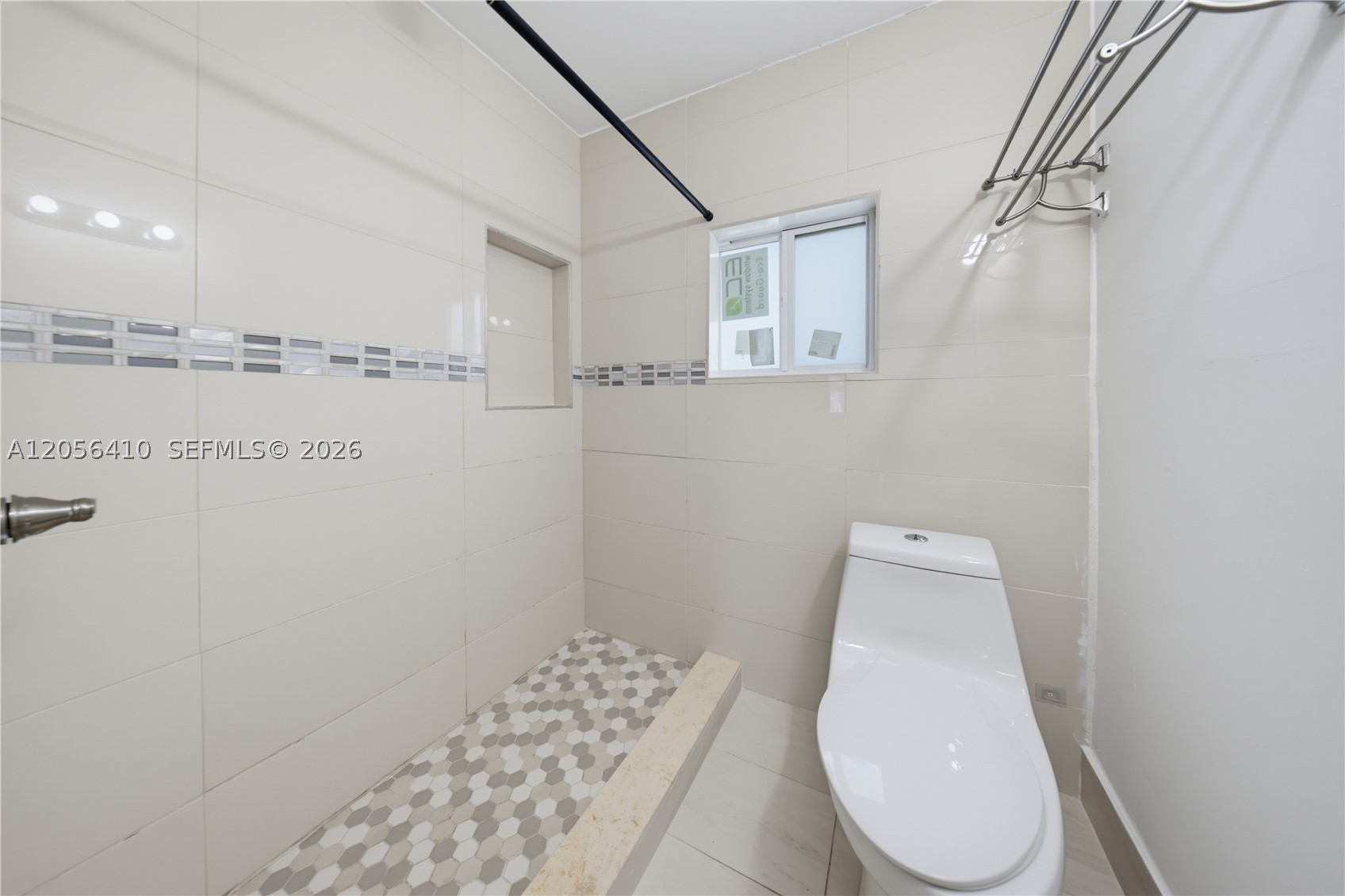HIALEAH 7TH ADDN - Residential Income