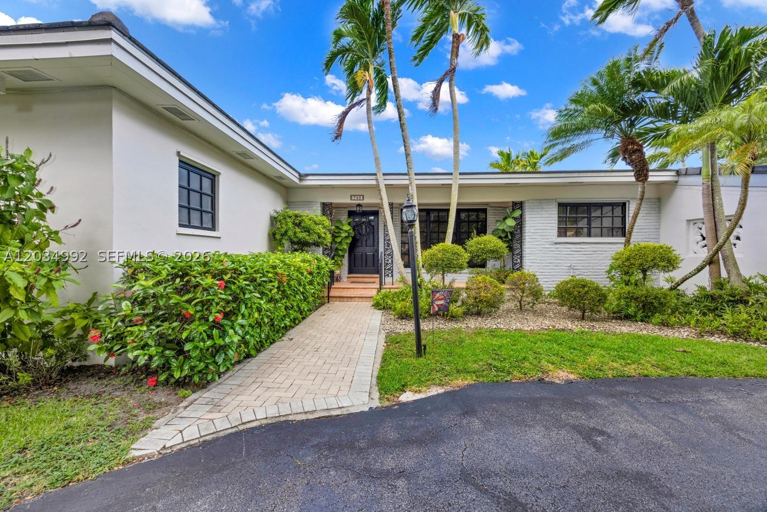 CORAL GABLES RIVIERA SEC - Residential