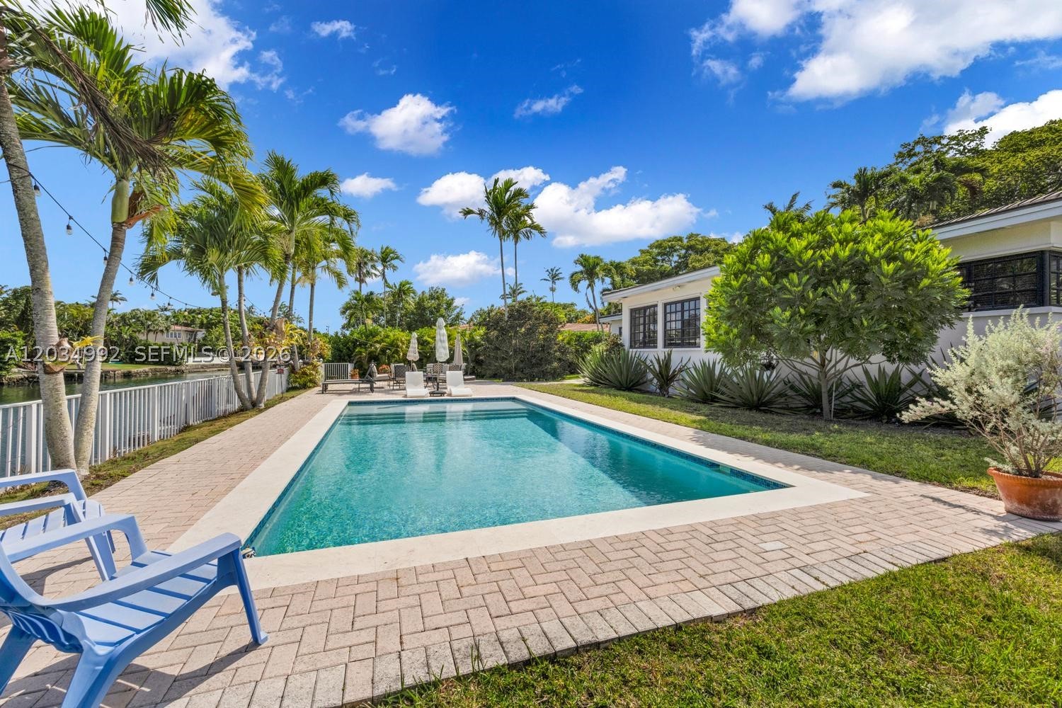 CORAL GABLES RIVIERA SEC - Residential
