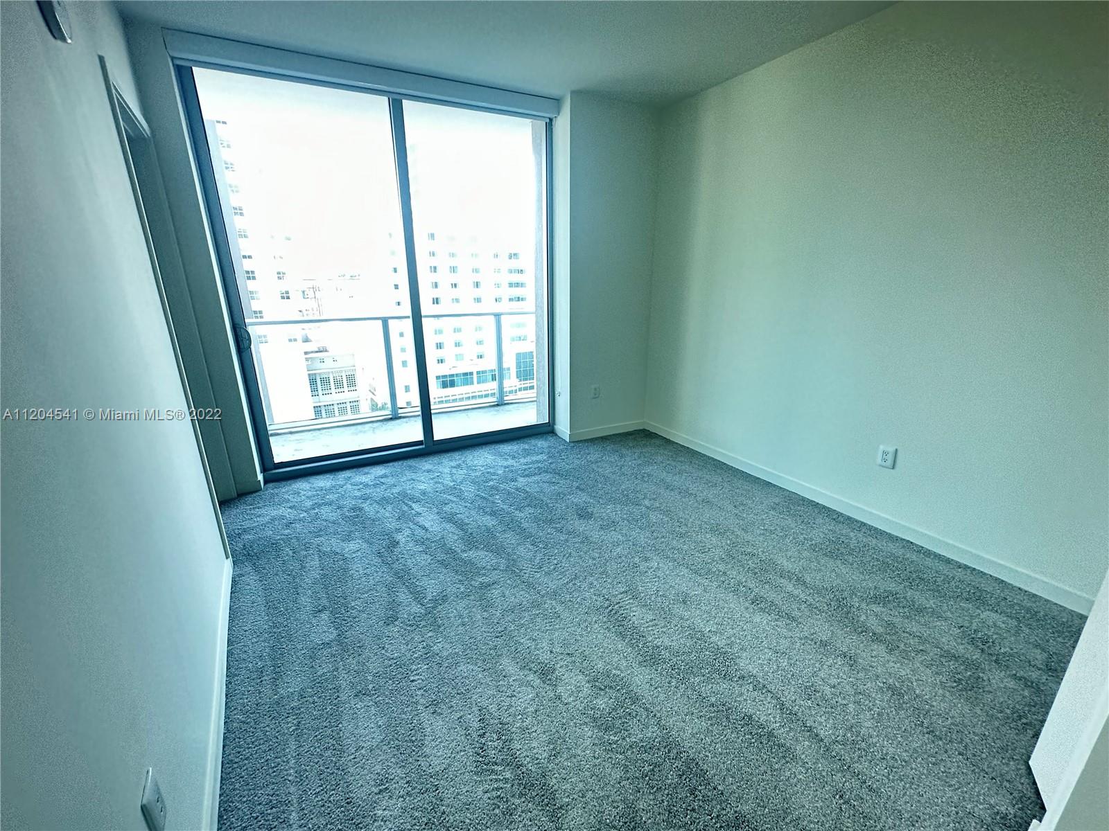 1100 MILLECENTO RESIDENCE - Residential Lease