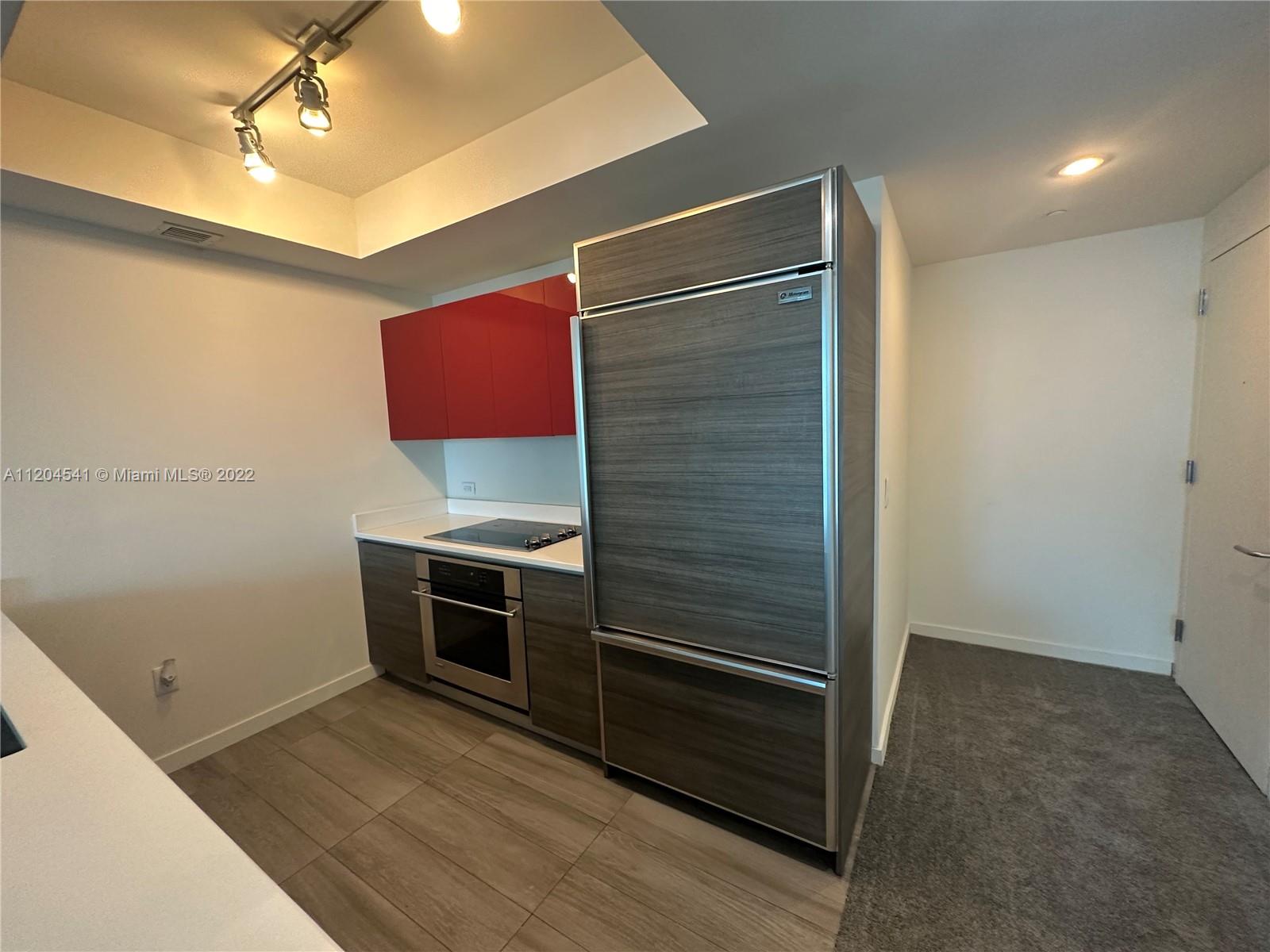 1100 MILLECENTO RESIDENCE - Residential Lease