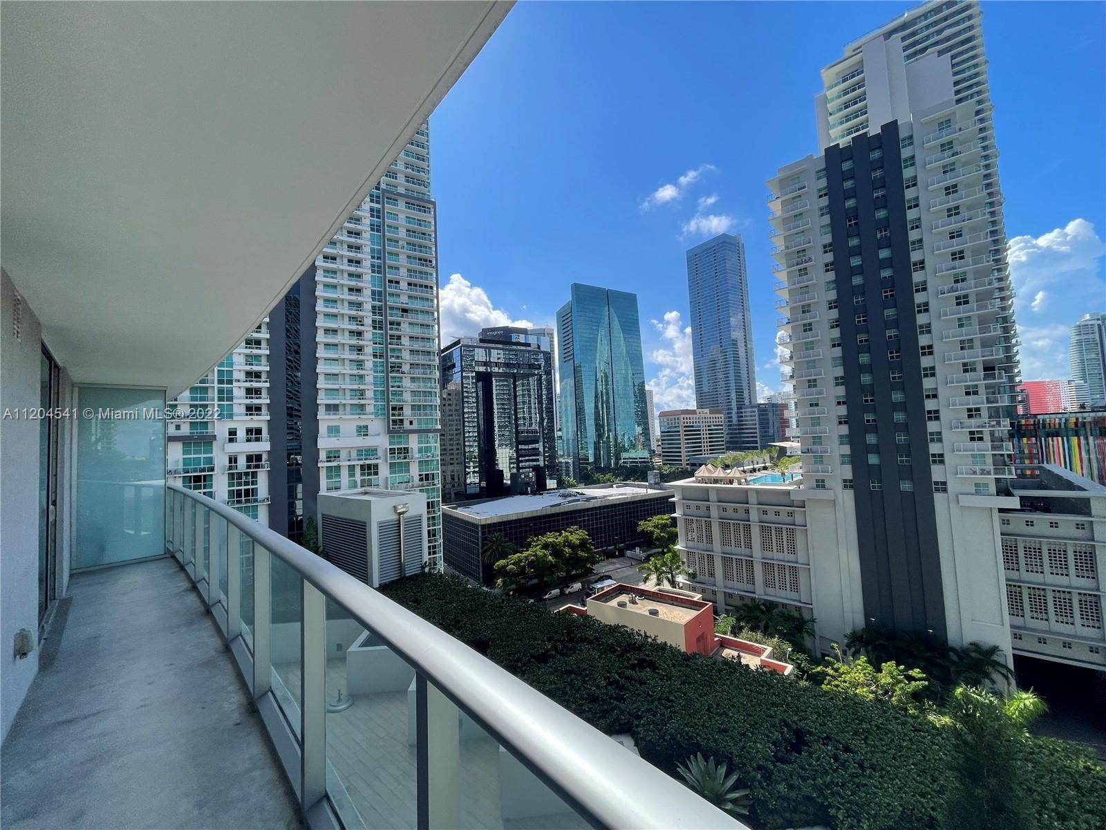 1100 MILLECENTO RESIDENCE - Residential Lease