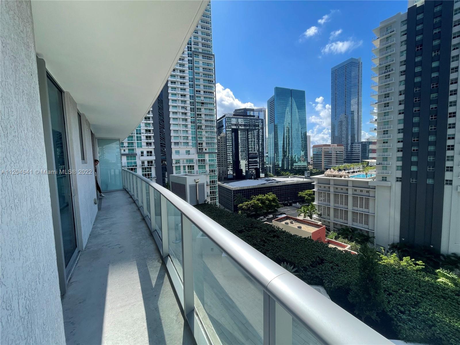 1100 MILLECENTO RESIDENCE - Residential Lease