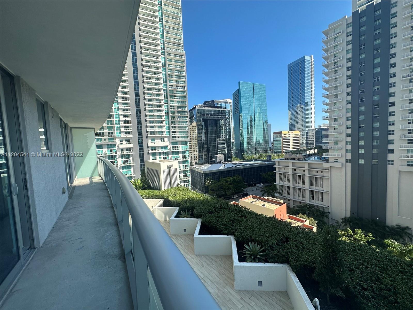1100 MILLECENTO RESIDENCE - Residential Lease