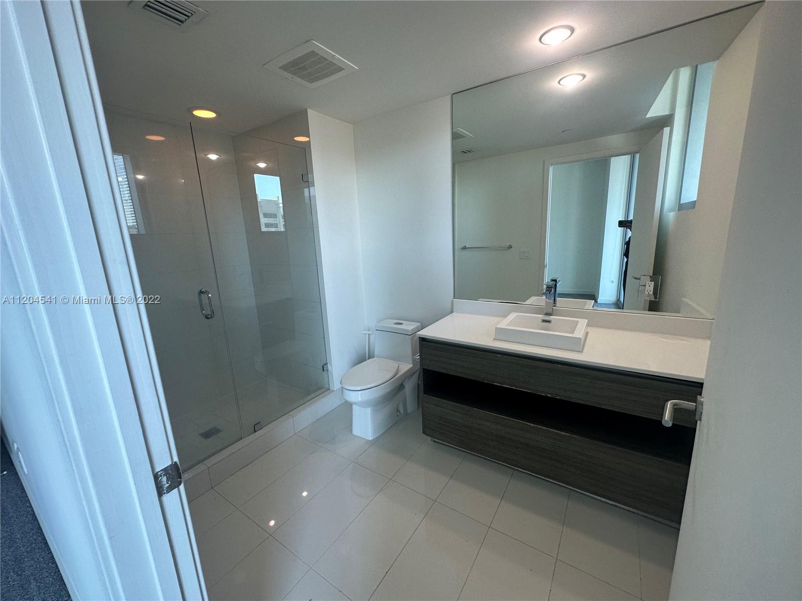1100 MILLECENTO RESIDENCE - Residential Lease
