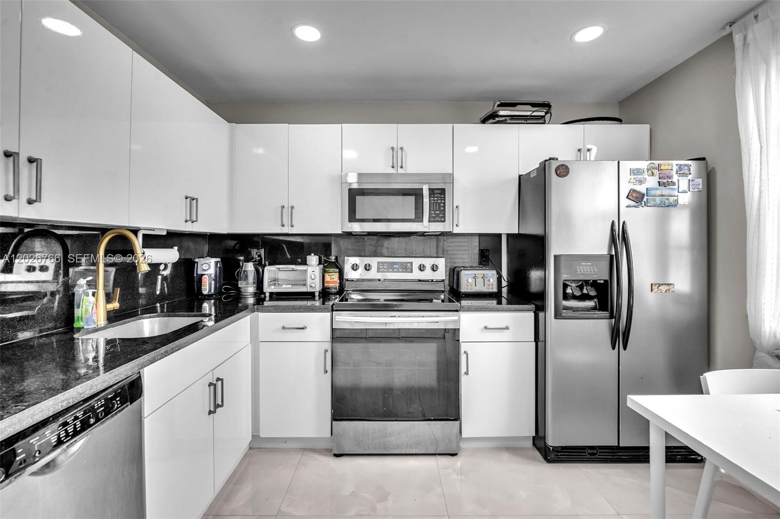 MARINER VILLAGE GARDEN CO - Residential Lease