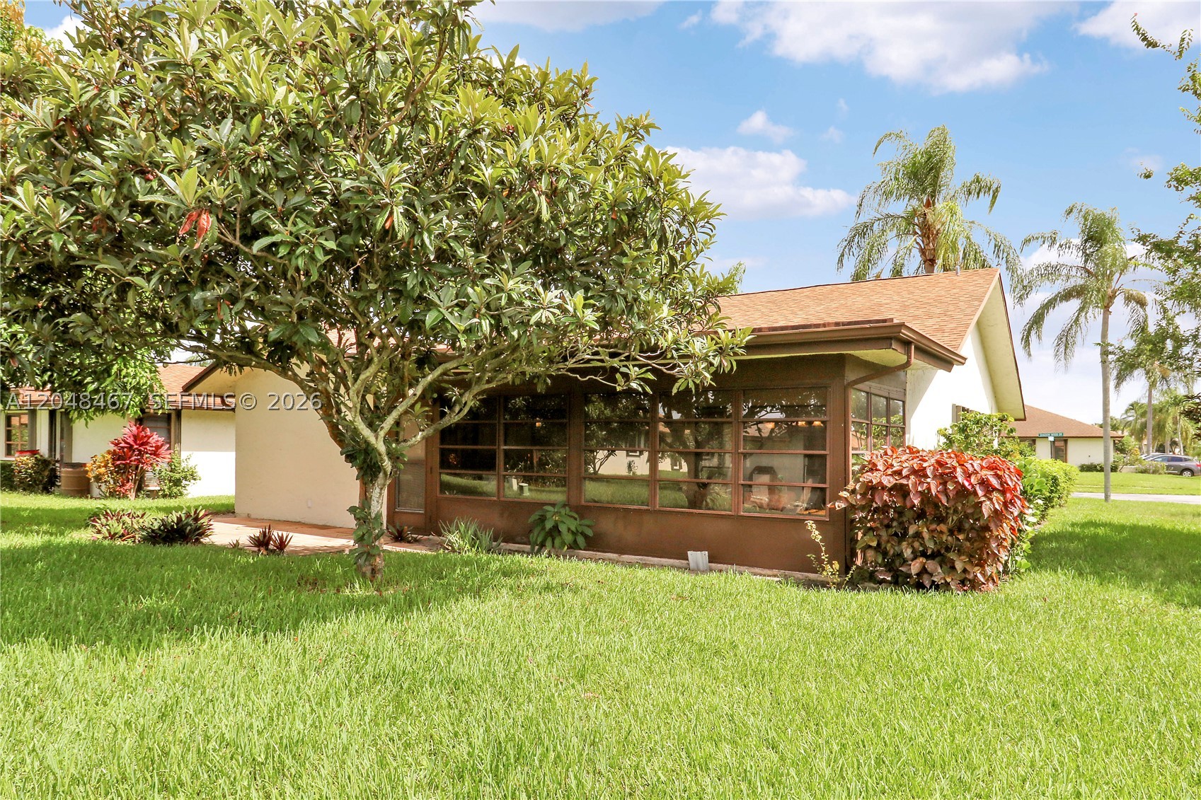 BUTTONWOOD 1 - Residential
