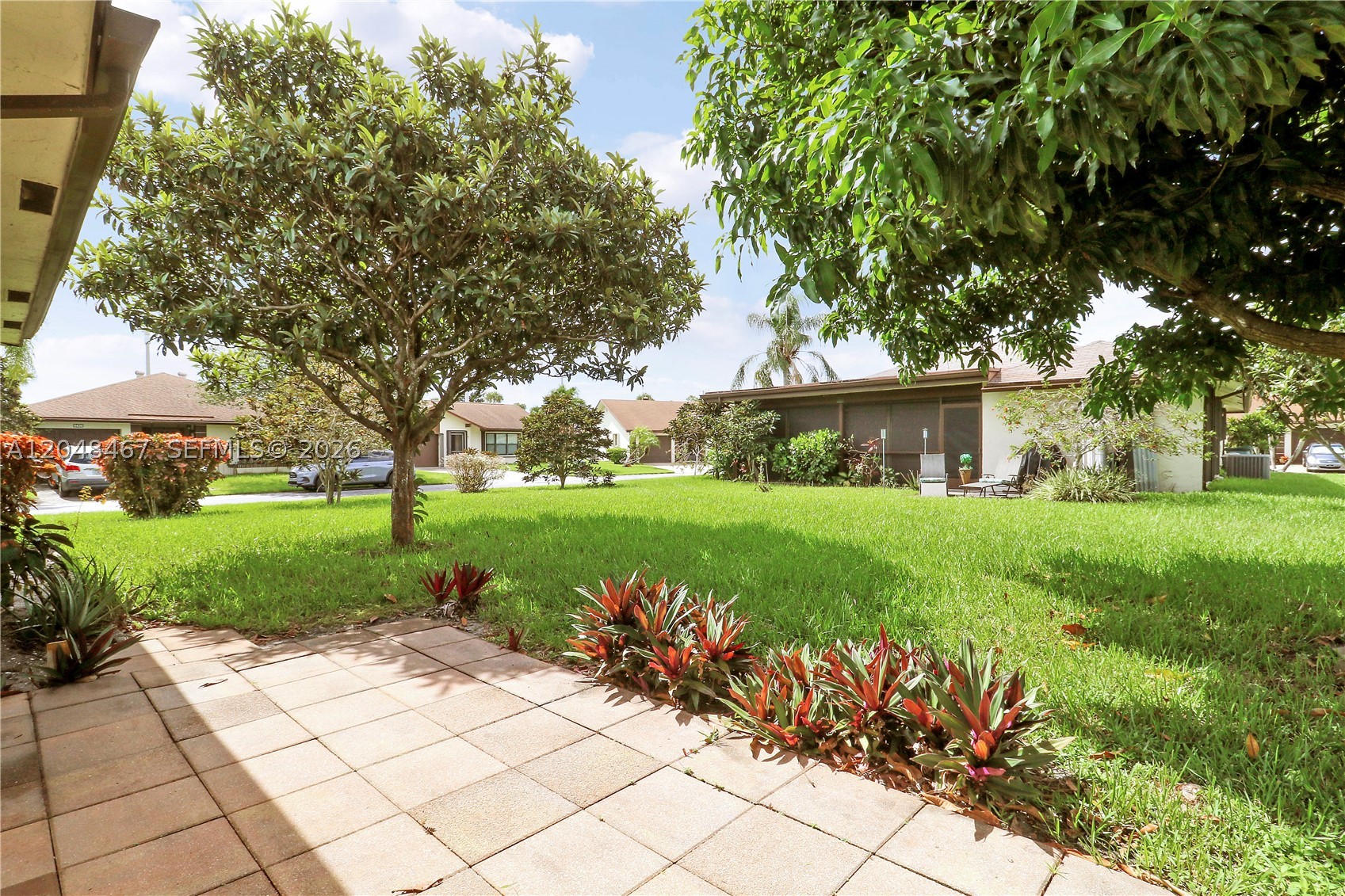 BUTTONWOOD 1 - Residential