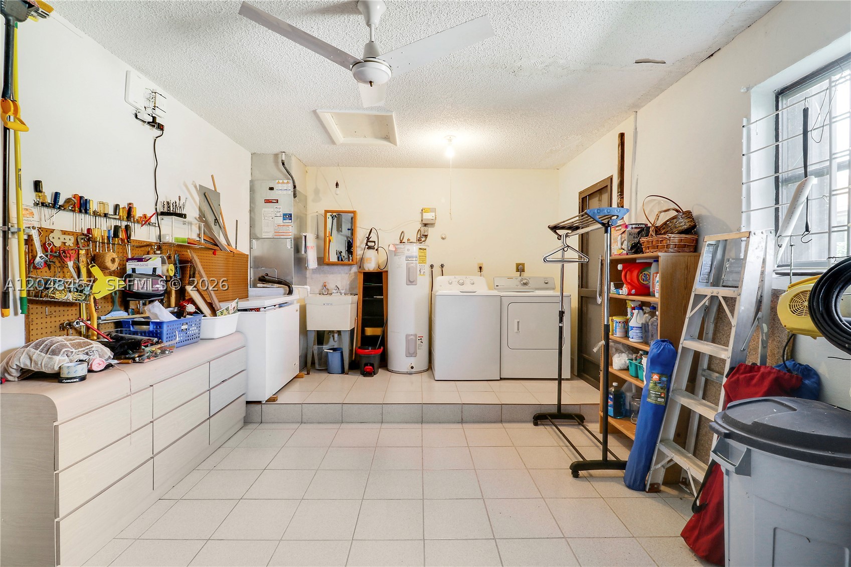 BUTTONWOOD 1 - Residential