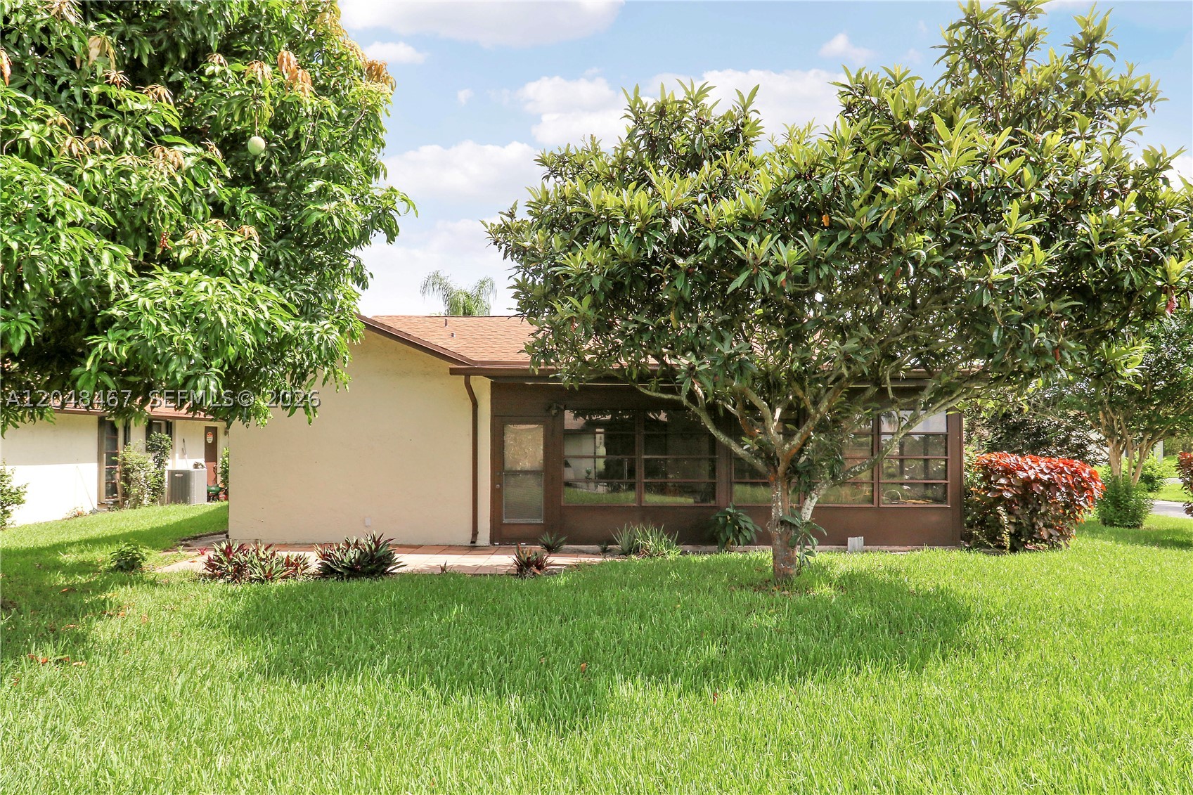 BUTTONWOOD 1 - Residential
