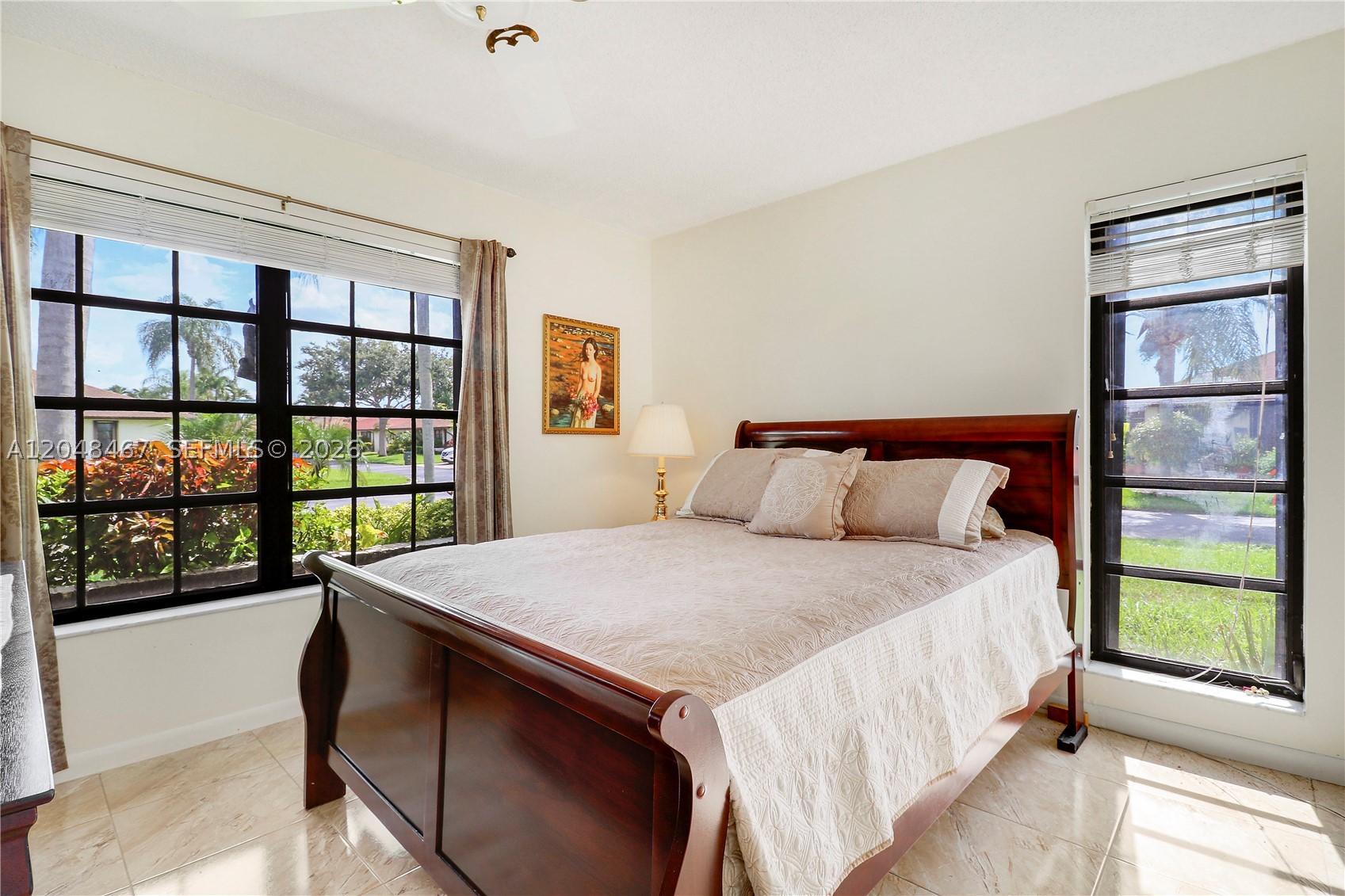 BUTTONWOOD 1 - Residential