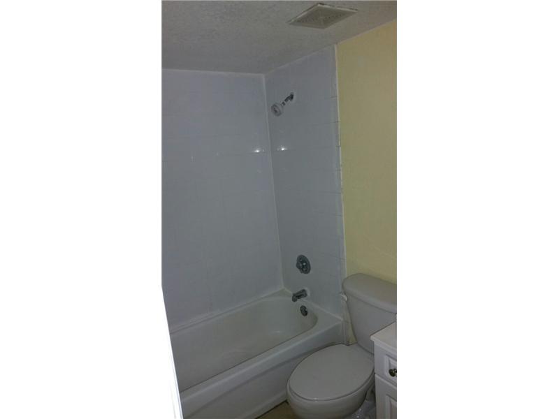 DORAL GARDENS II CONDO - Residential Lease