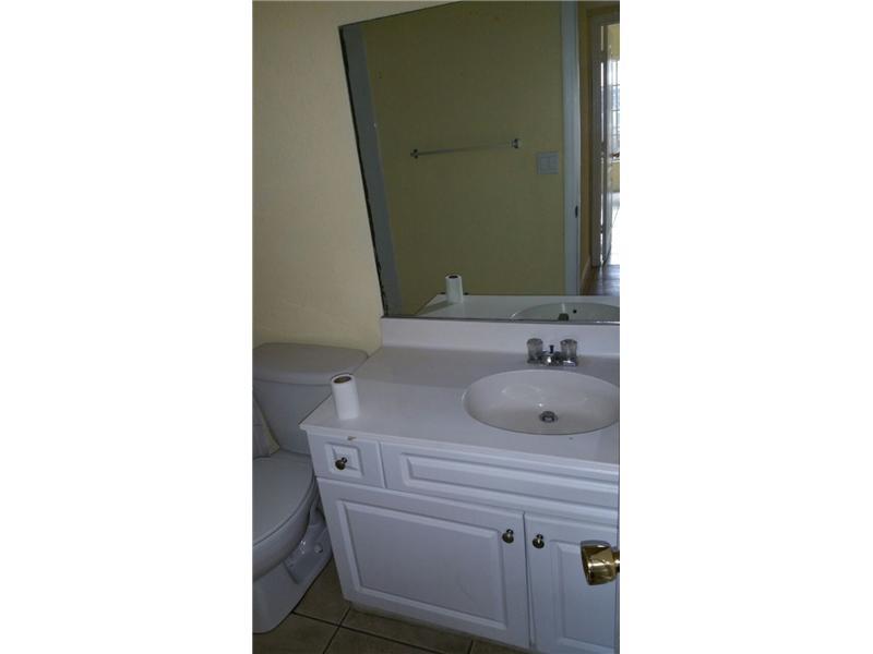 DORAL GARDENS II CONDO - Residential Lease