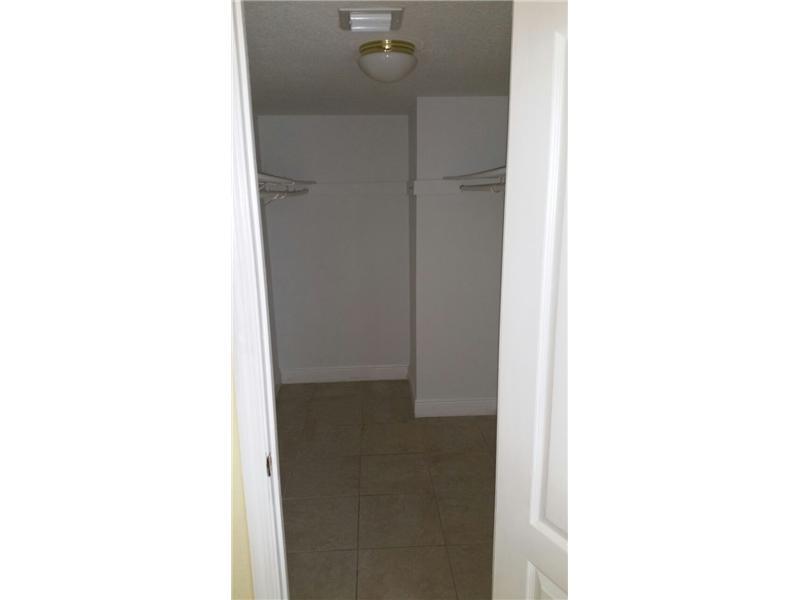 DORAL GARDENS II CONDO - Residential Lease