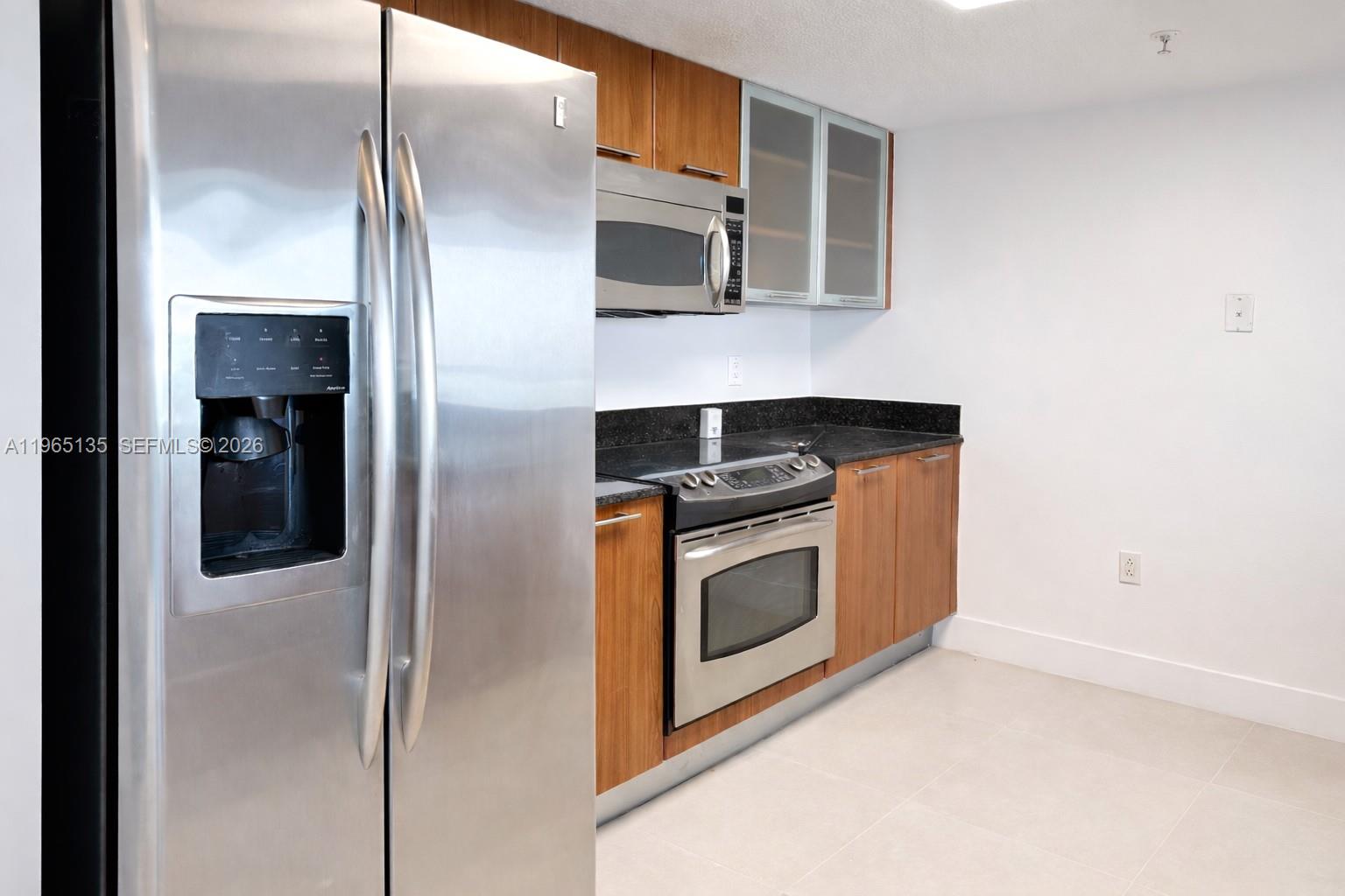 1800 CLUB CONDO - Residential