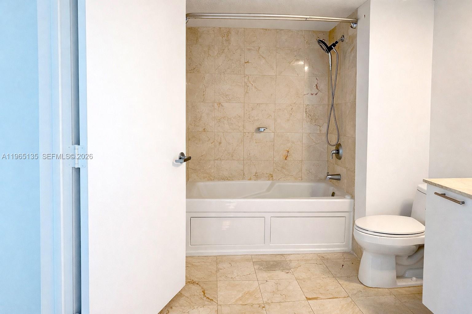 1800 CLUB CONDO - Residential