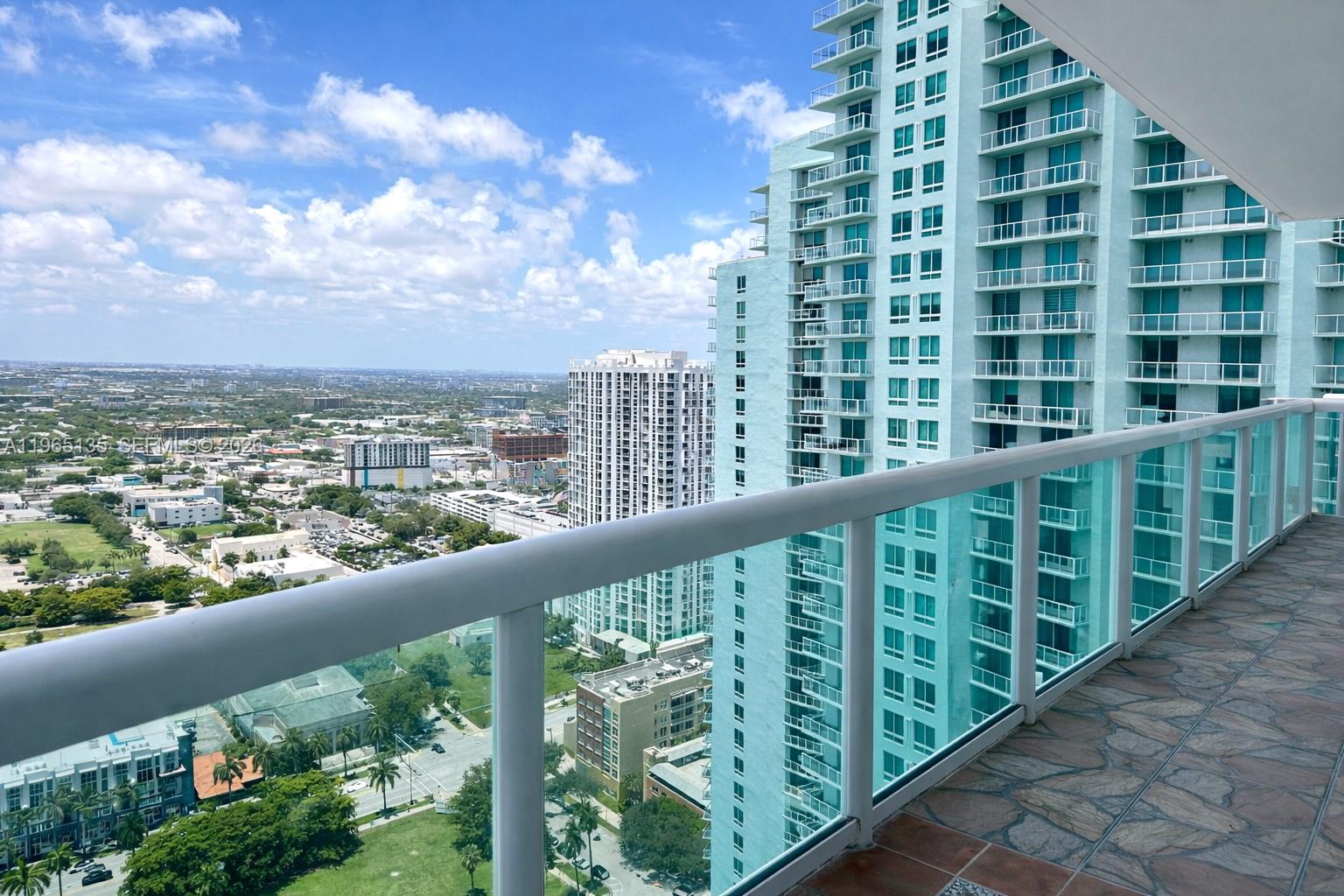 1800 CLUB CONDO - Residential