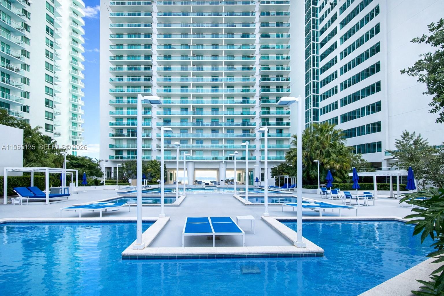 1800 CLUB CONDO - Residential