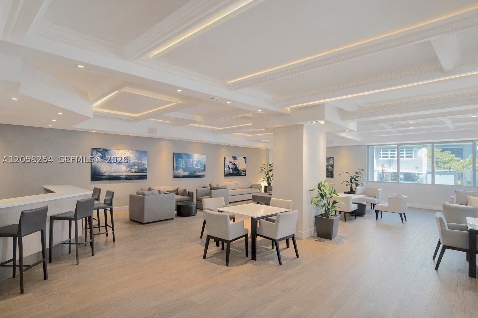THE DECOPLAGE CONDO - Residential