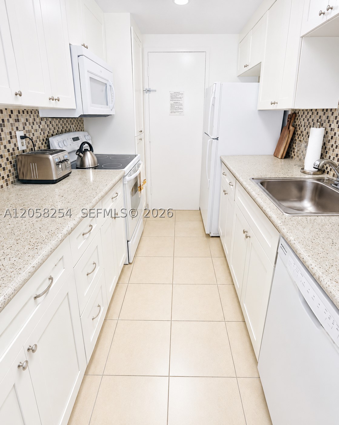 THE DECOPLAGE CONDO - Residential