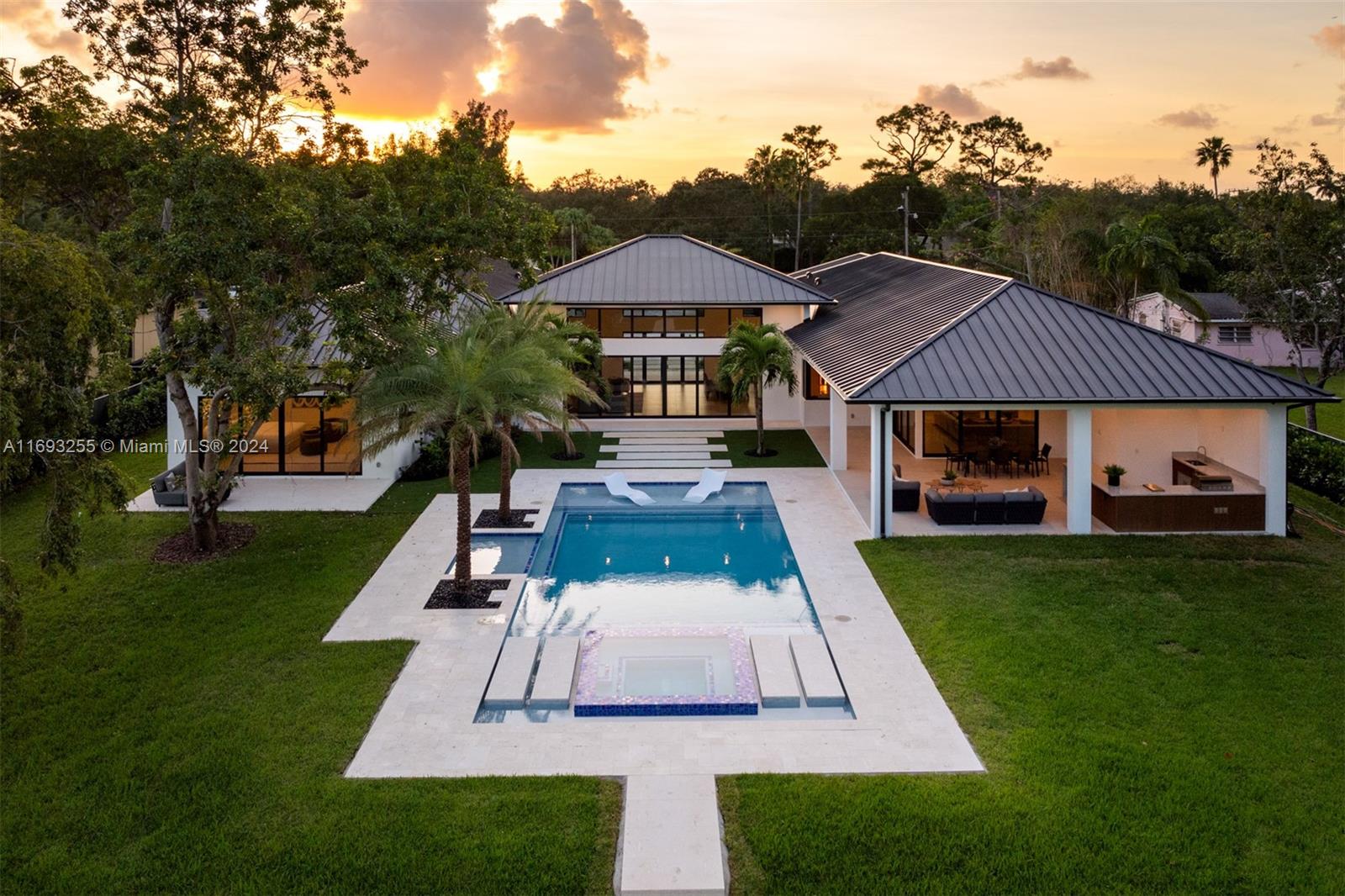 DOMUS ONE - Residential