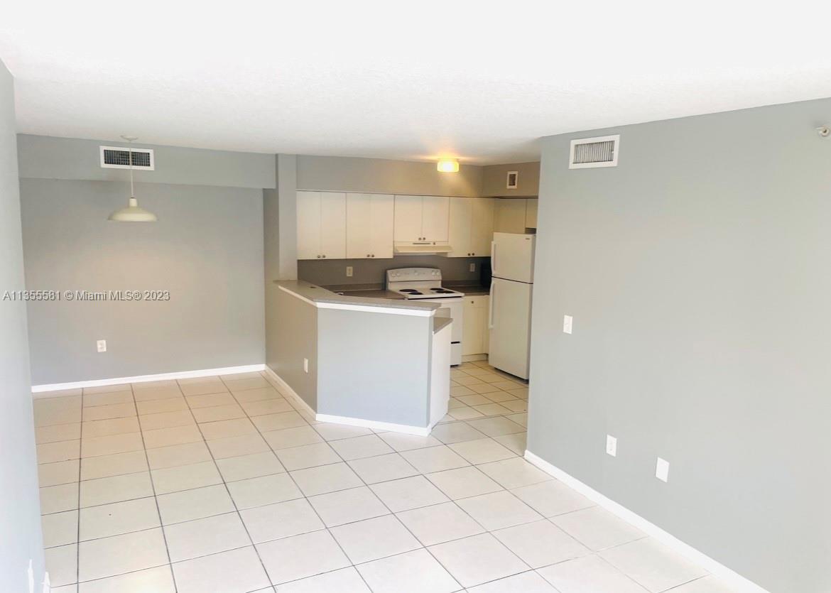 THE OAKS AT MIAMI GARDENS - Residential Lease