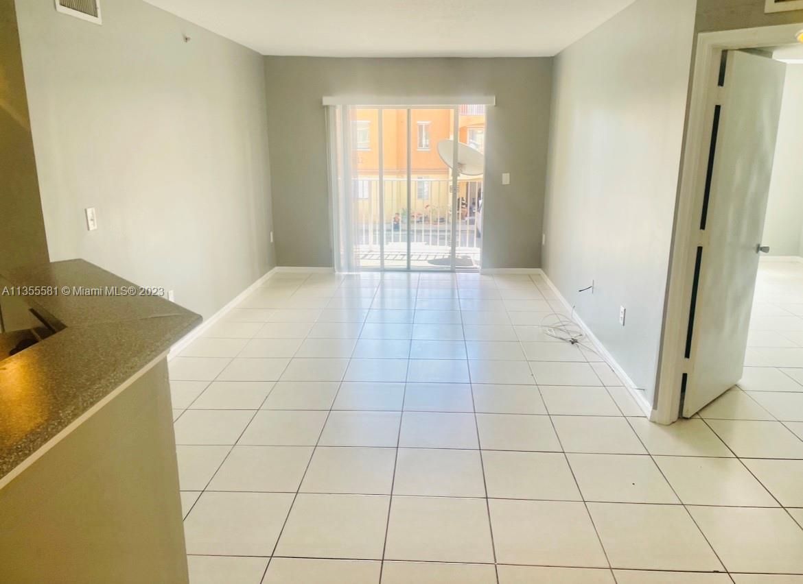 THE OAKS AT MIAMI GARDENS - Residential Lease