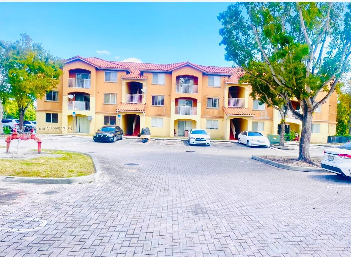 THE OAKS AT MIAMI GARDENS - Residential Lease