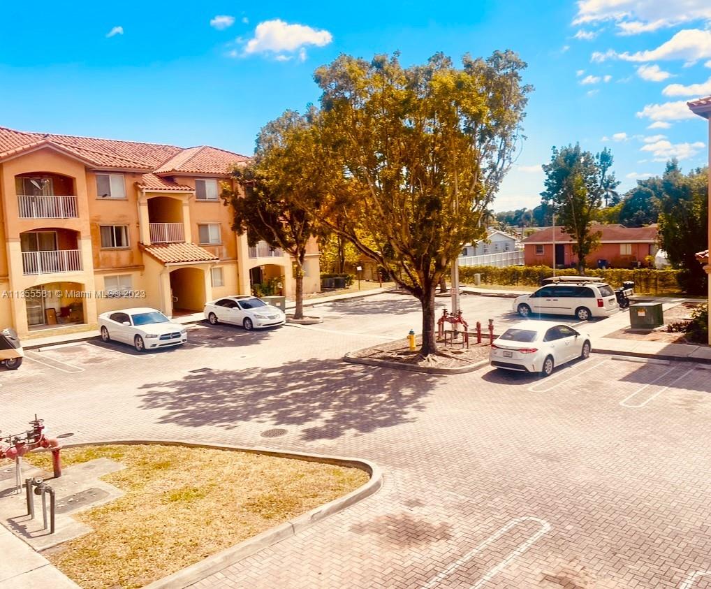 THE OAKS AT MIAMI GARDENS - Residential Lease
