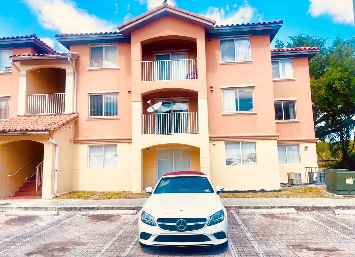 THE OAKS AT MIAMI GARDENS - Residential Lease